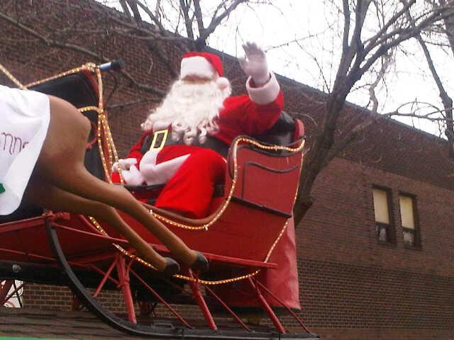 Downtown Chatham Santa Claus Parade 2015